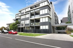 330/2 Gillies Street, Essendon North