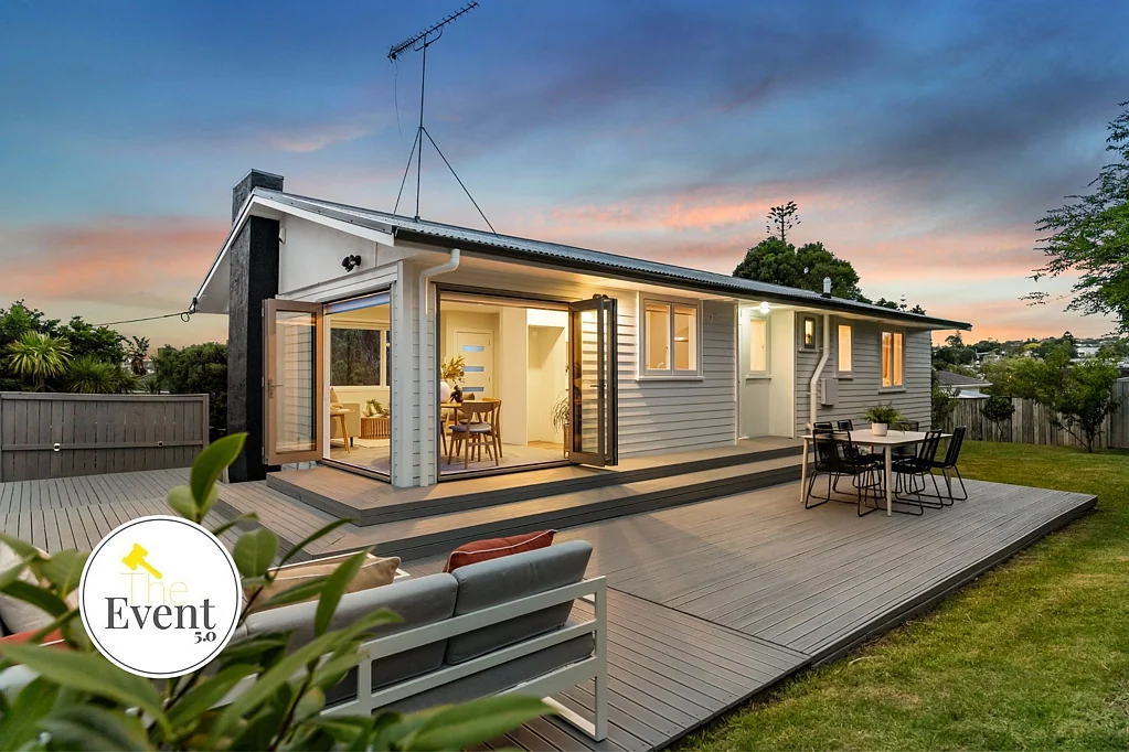 39 Fairclough Road, Beach Haven, North Shore City, Auckland