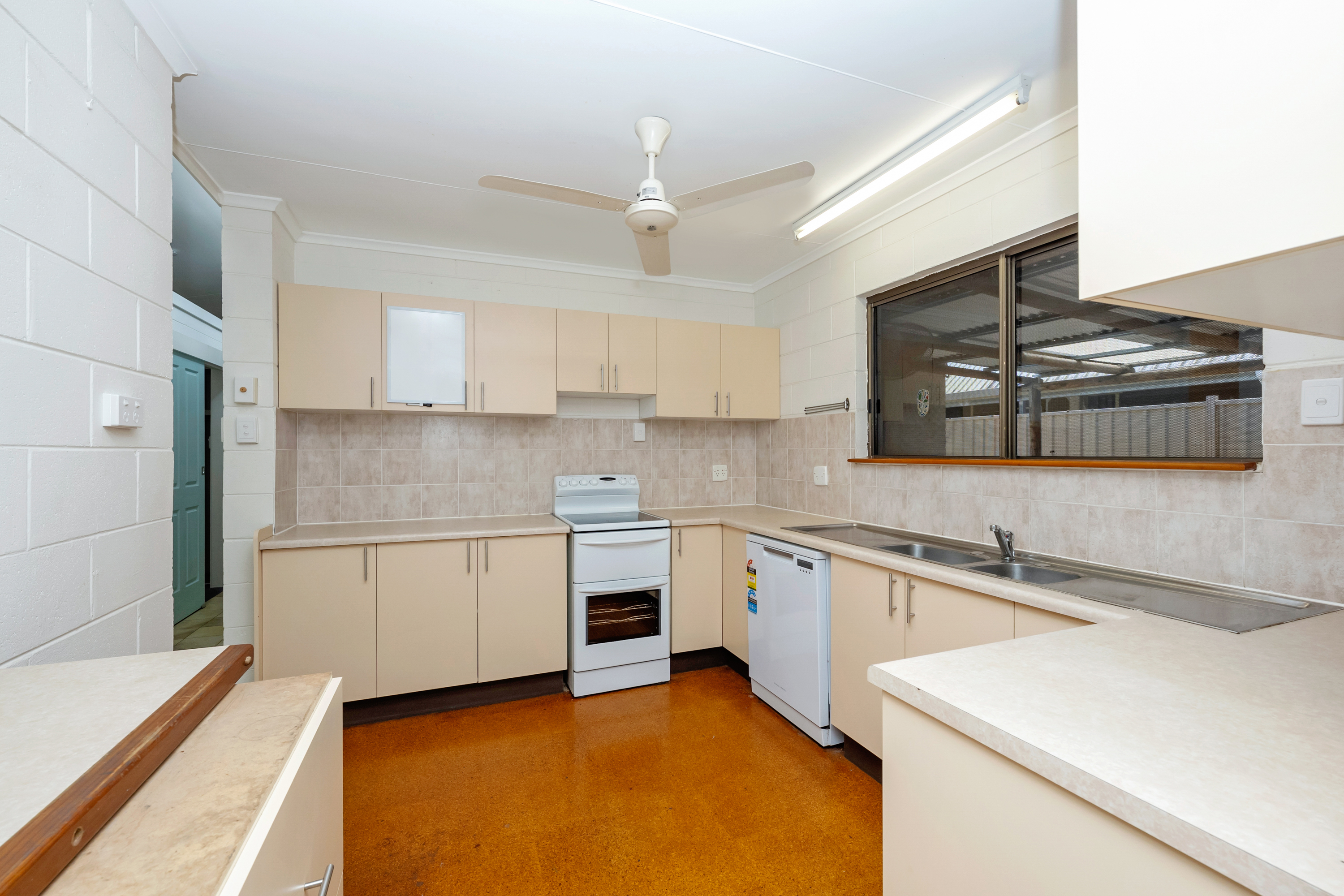 20 JENNIFER ST, KELSO QLD 4815, 0 Kuwarto, 0 Banyo, House