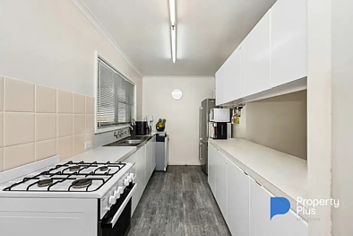 Kusina - 54 HAPPY VALLEY ROAD, Ironbark, VIC 3550