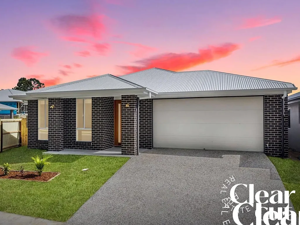 Greenbank 4 Bedroom Brand- New | High-Spec | East Facing