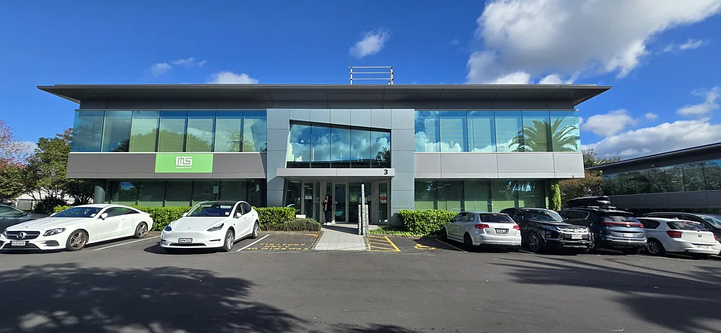 Albany Immaculate ground floor office