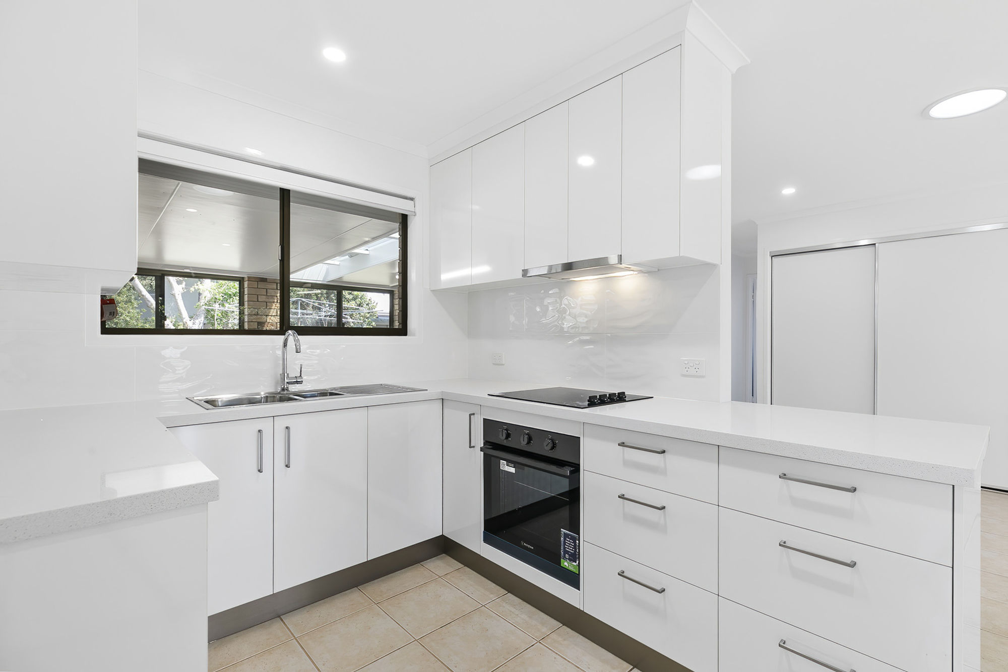 26 WATSON ST, CLONTARF QLD 4019, 0 chambres, 0 salles de bain, House