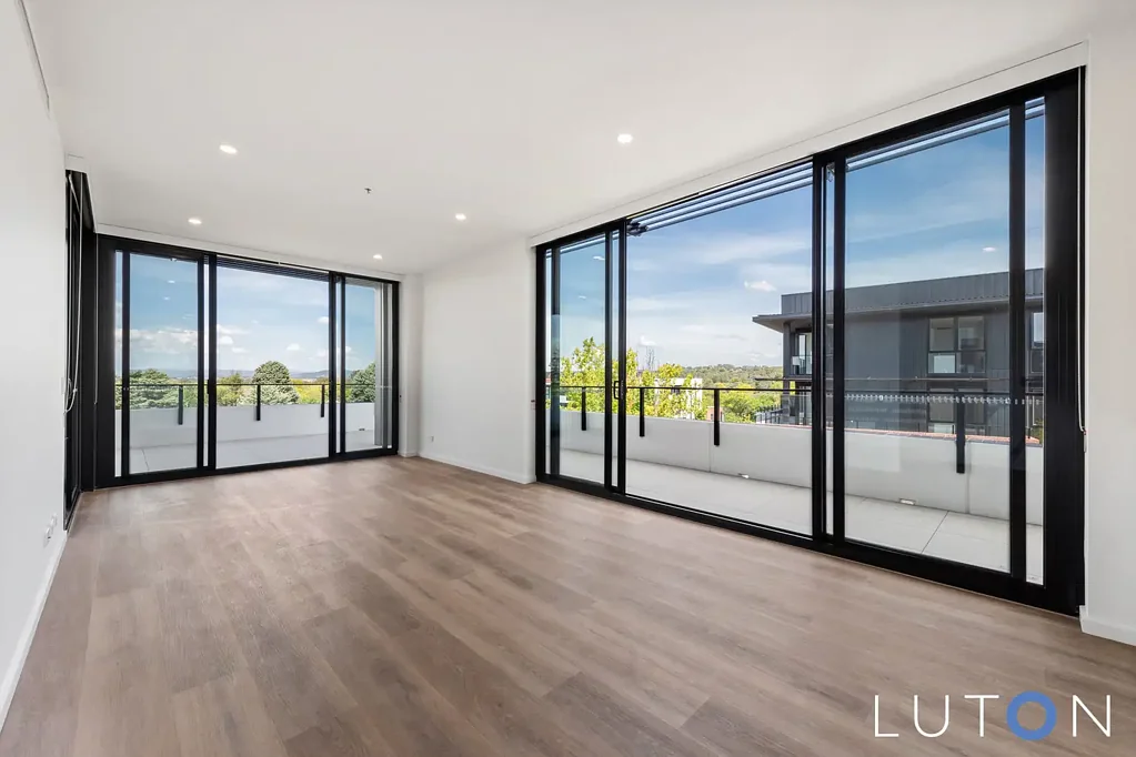 Prime Location, Exceptional Comfort – 3 Bedroom Apartment in Griffith