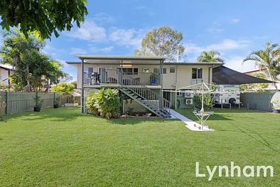 Heatley 3房  Family Home with Deck, Solar with Battery & Side Access