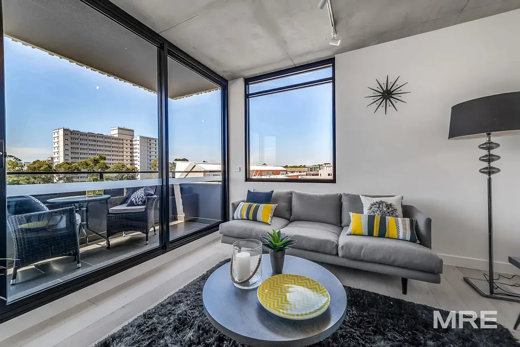 A large north-facing apartment in The Clifton
