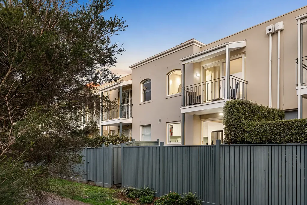 Brighton 4房 壮丽北景公园 便捷生活触手可及 高质即住型宅 宽敞布局 优质装修 双车库安全 Parkside Prestige with Tranquil Outlooks