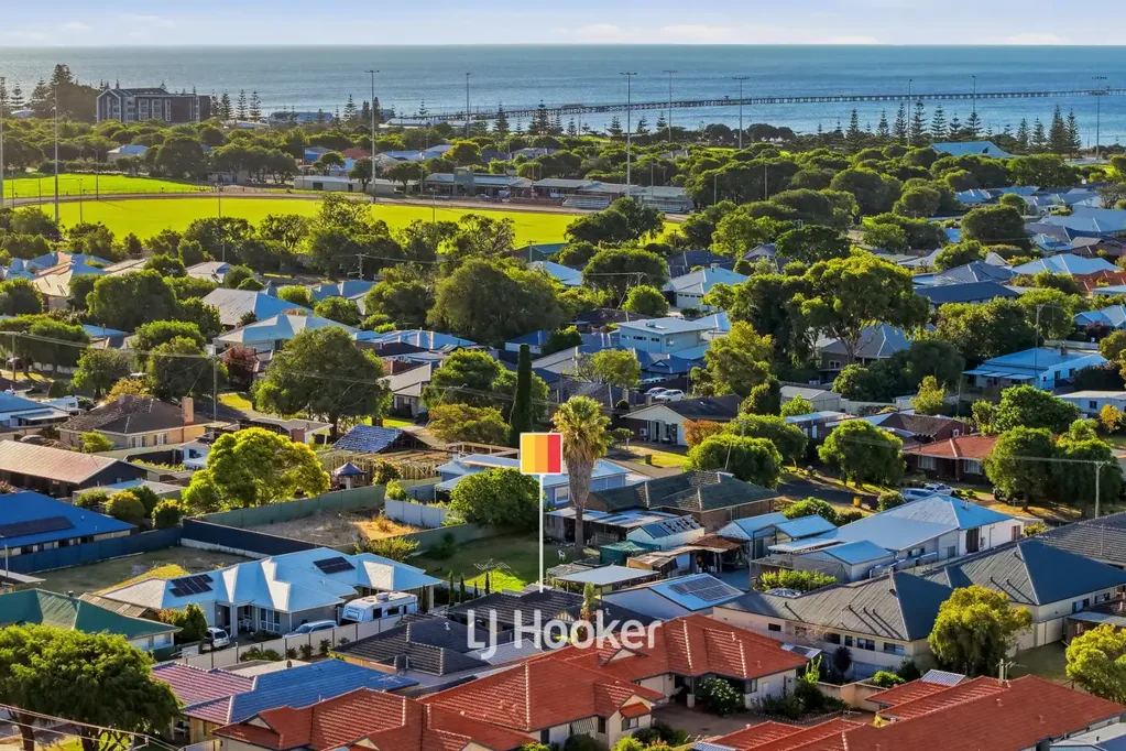 Busselton 3ห้องนอน Coastal charm meets total privacy