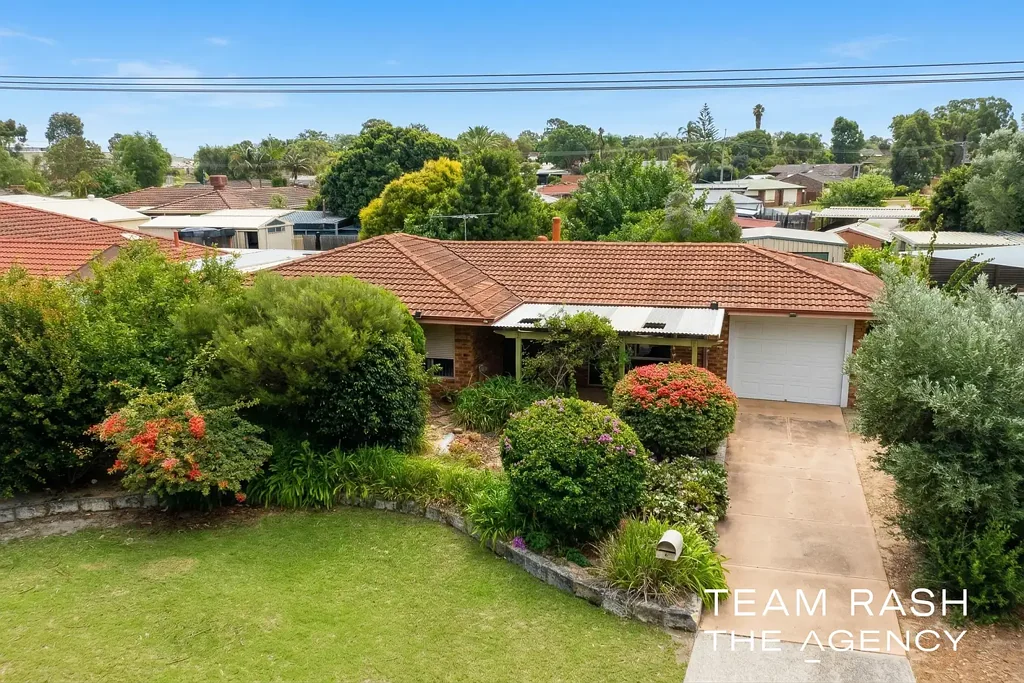8 Dotterel Way, Yangebup, WA 6164