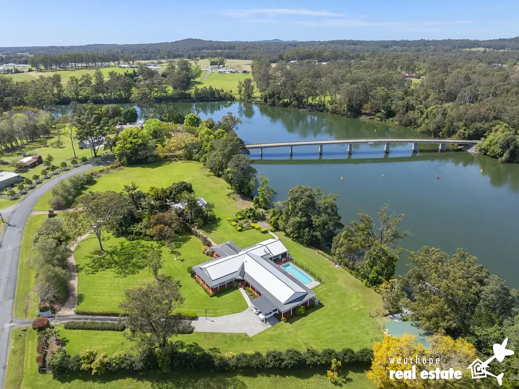 Rawdon Island 5chambre "381" - A Riverfront Lifestyle Beyond Compare