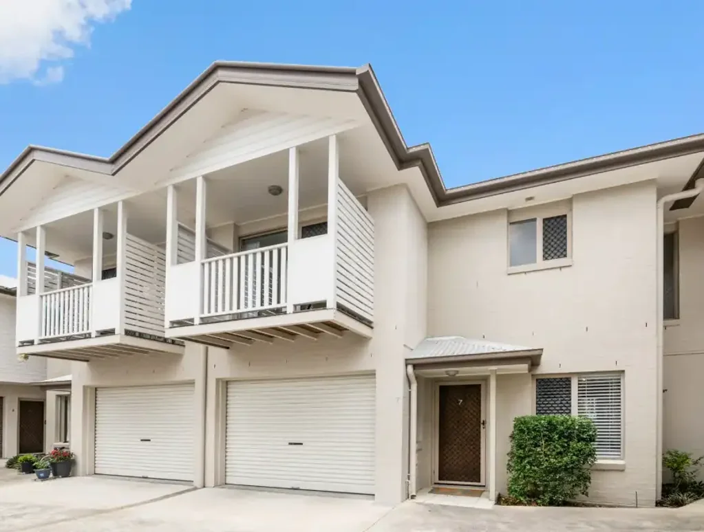 Elegant Low-Maintenance Living in the Heart of Sherwood