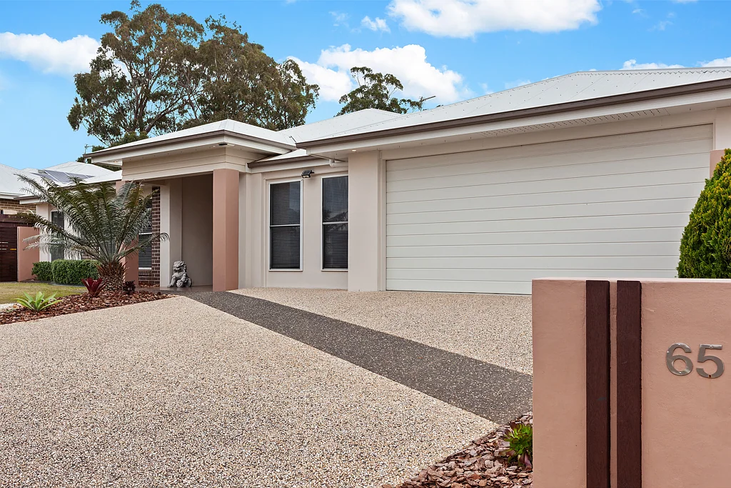 65 Wood Drive, Middle Ridge, QLD 4350