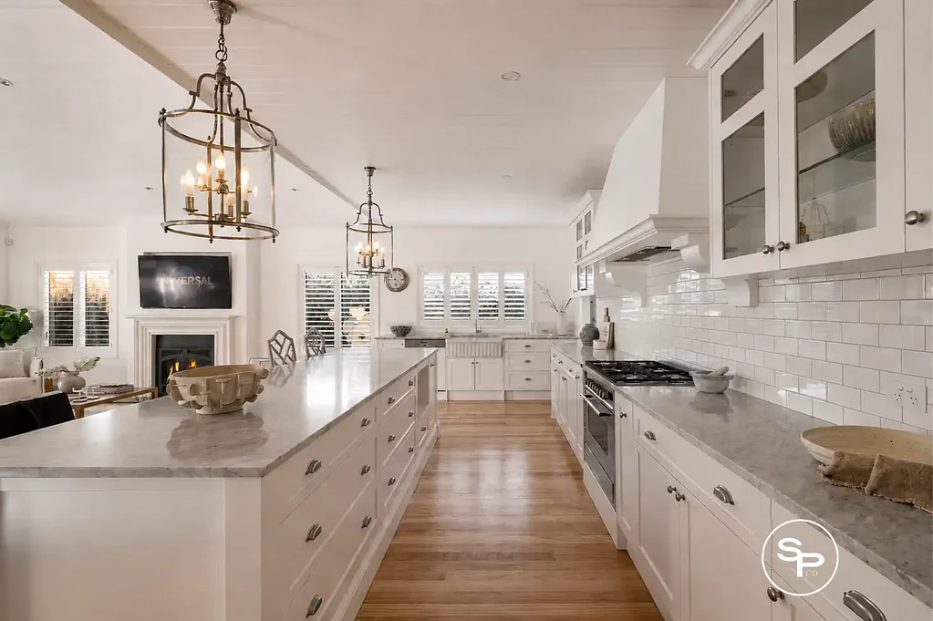 Harrington Park 6Kwarto Bespoke Family Living with Exceptional Attention to Detail