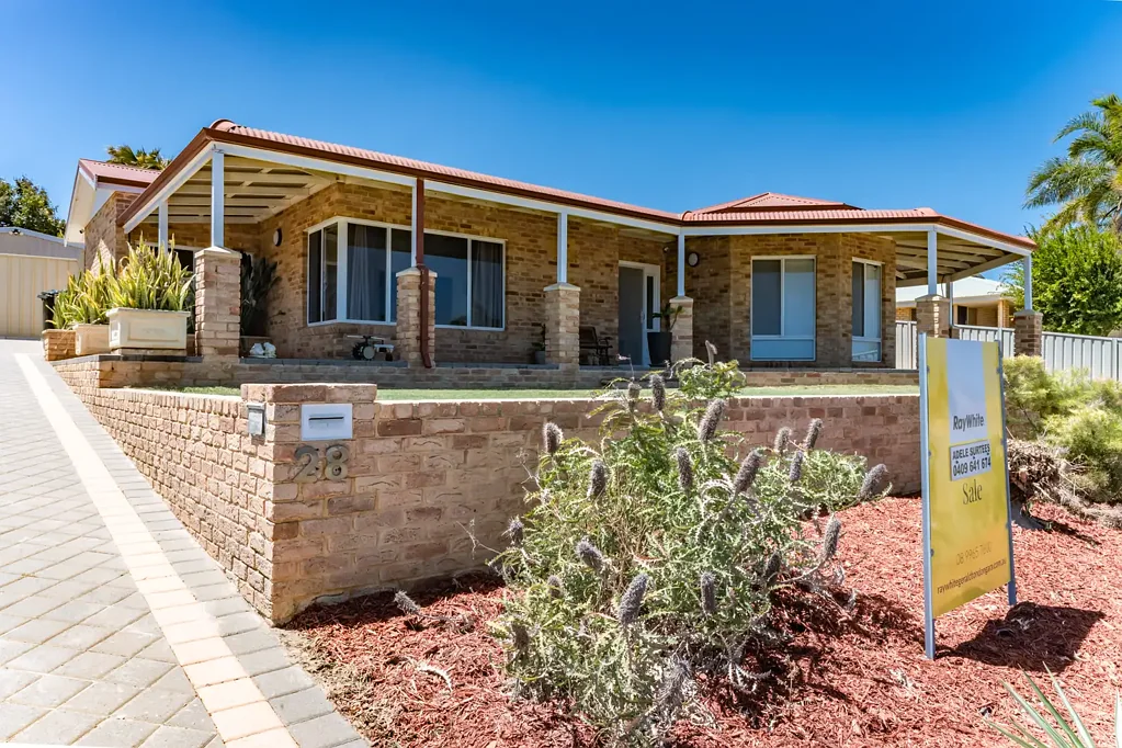 28 Oceanside Drive, Wandina, WA 6530