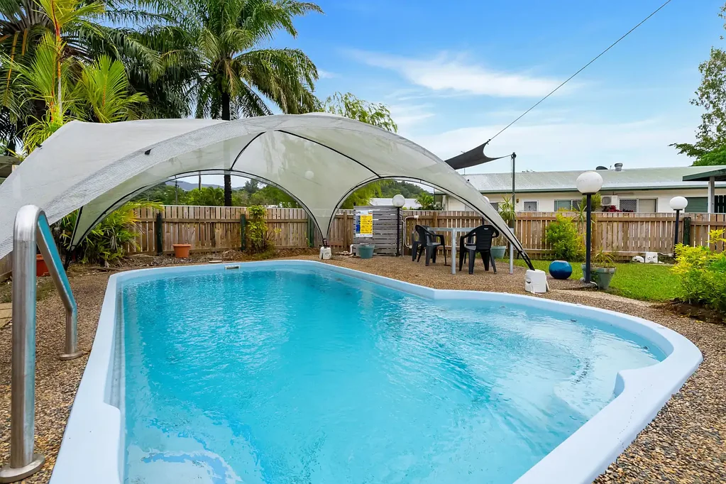 2/7 Deshon Street, Whitfield, QLD 4870