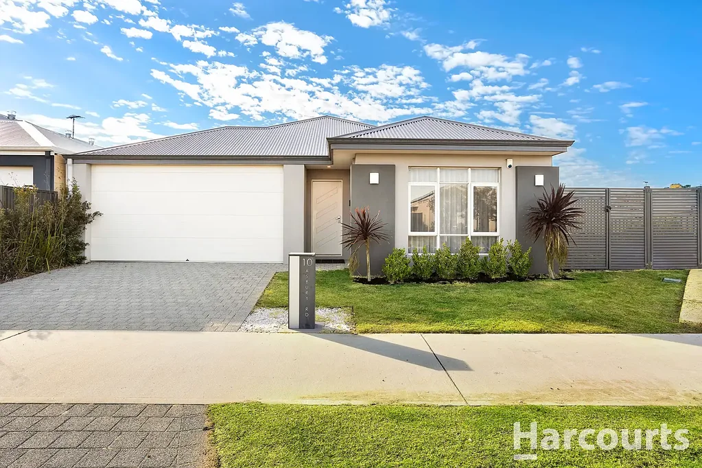 Madora Bay 4房  Designer Coast Side Suburb living with Luxury Features