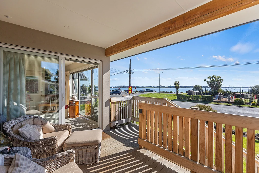2/8 McCormacks Bay Road, Mount Pleasant, Christchurch, Canterbury