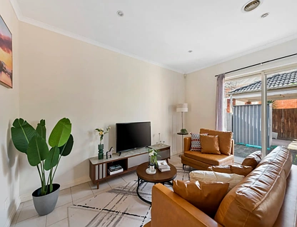 6/1104 Whitehorse Road, Box Hill, Inner East Melbourne, 2 Bedrooms, 2 Bathrooms, Townhouse
