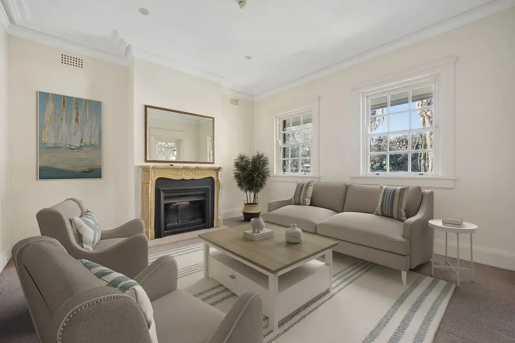 Charming period apartment in prestige location