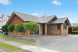 16 Rossiter Place, Chartwell