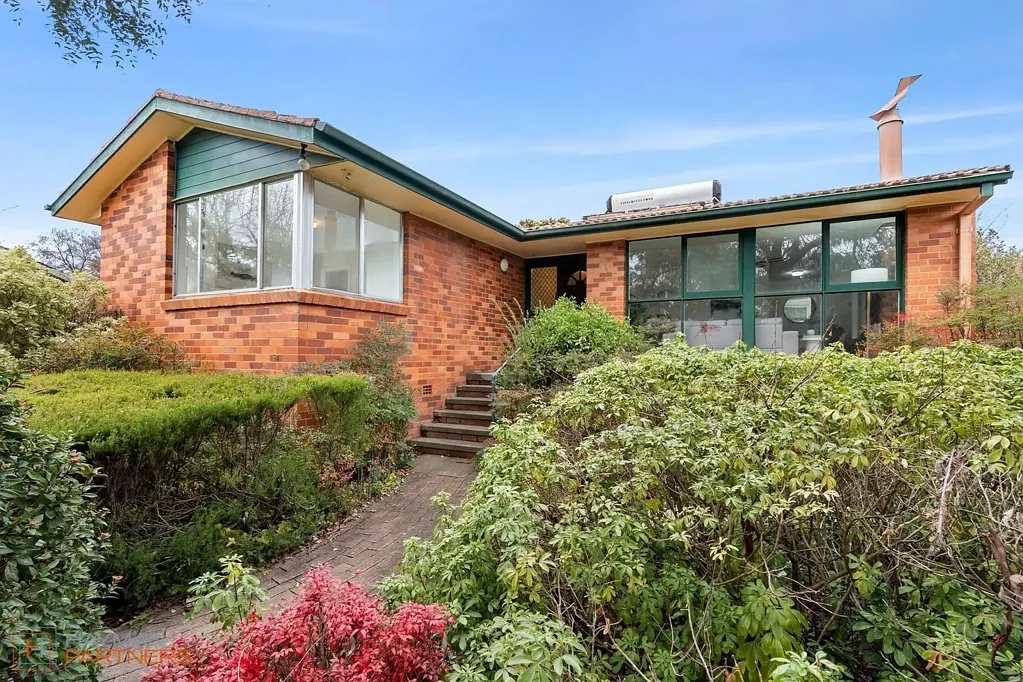 22 Glynn Place, Hughes, ACT 2605