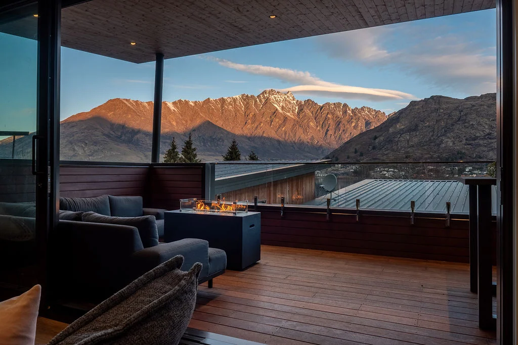 Frankton 3ਬੈੱਡਰੂਮ Lock-&-Leave Luxury Overlooking Lake Wakatipu