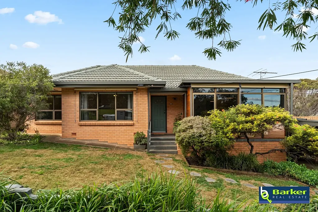 Windsor Gardens 3Habitaciones A Beautiful Linear Park Outlook on 593sqm