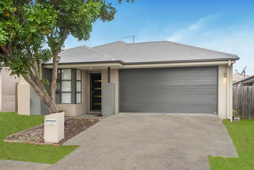Modern 3-Bedroom Family Home in Redbank Plains
