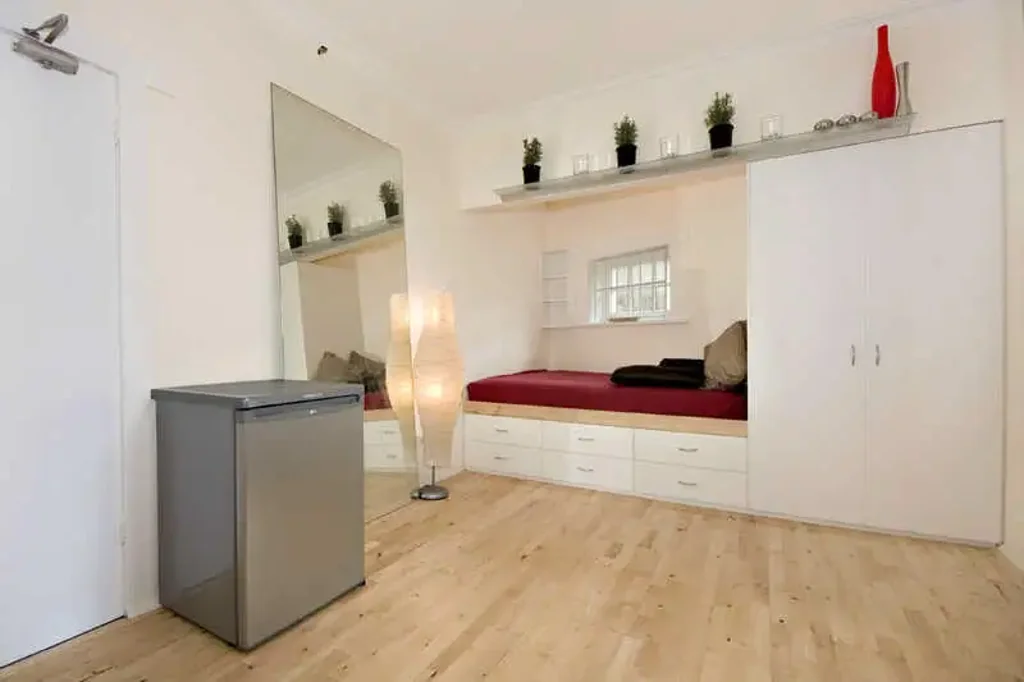 ***DEPOSIT TAKEN*** AAA STYLE - SMALL BUT QUIRKY APARTMENT FULLY FURNISHED