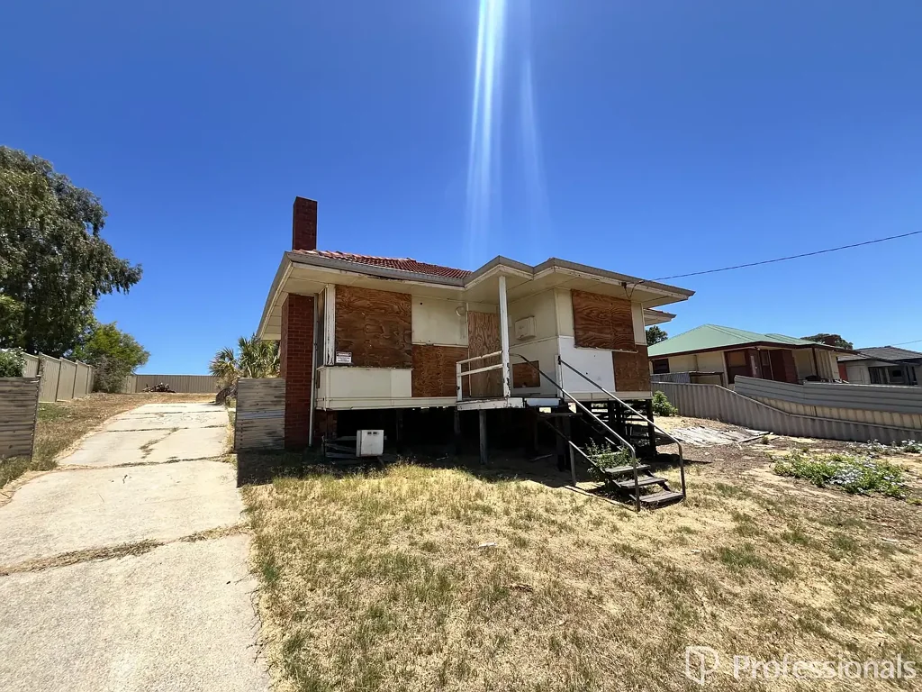 34 Cypress Street, Rangeway, WA 6530