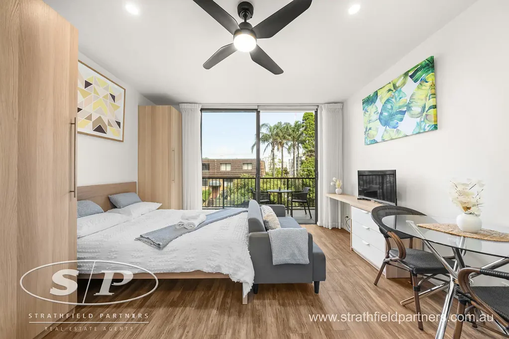 FULLY FURNISHED STUDIO WITH BALCONY