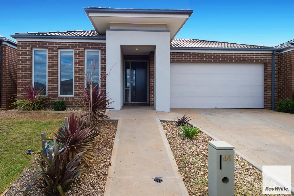Spacious Family Home in Prime Location