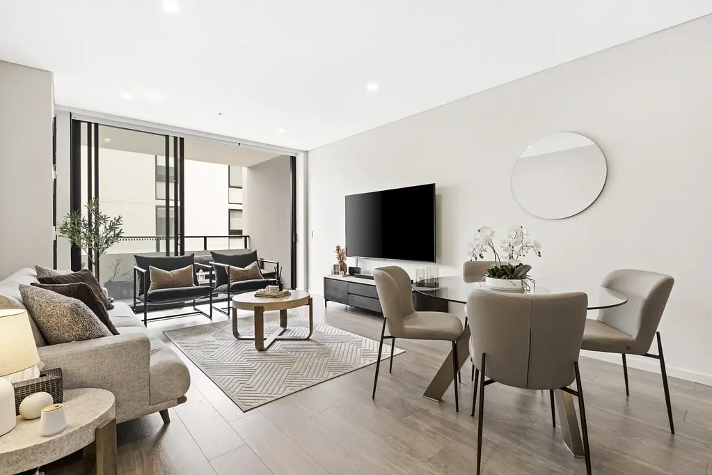Schofields 2 Bedroom Modern Two Bedroom Apartment in the Heart of Schofields | 15 Minute walk to Schofields Public School!