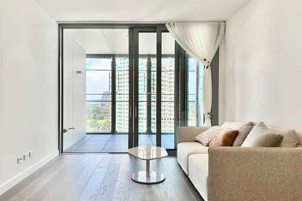 Optionally Furnished & BRAND NEW  & HARBOUR BRIDGE VIEW & NORTH ASPECT & PREMIUM LOCATION