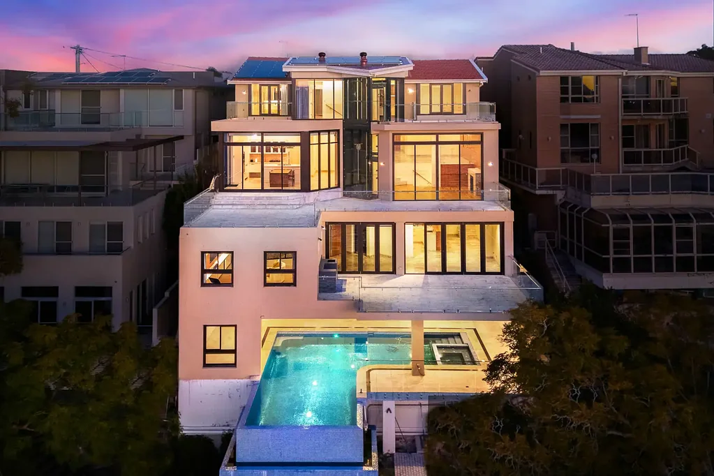 223 Stuart Street, Blakehurst, NSW 2221