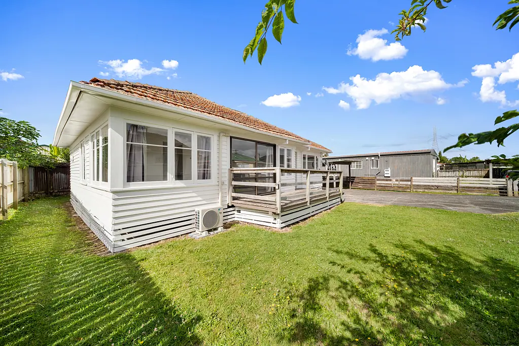 2/8 Fisher Crescent, Otara, Manukau City, Auckland