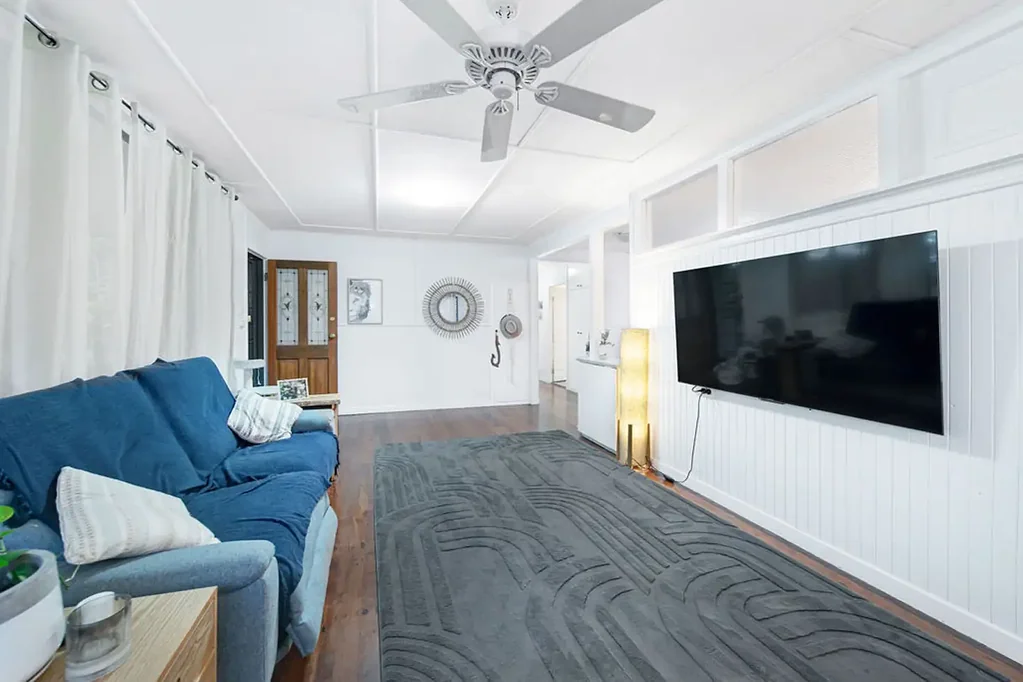 Woombye 3Kwarto Treetop Views, Character Charm and Modern Comfort