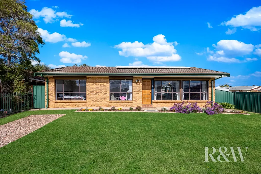 Rosemeadow 3Kwarto Spacious Family Living on a Generous Corner Block!