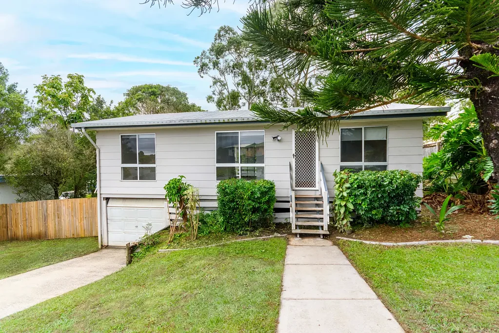 Morayfield 3ਬੈੱਡਰੂਮ Vacant Home with Future Development Potential!