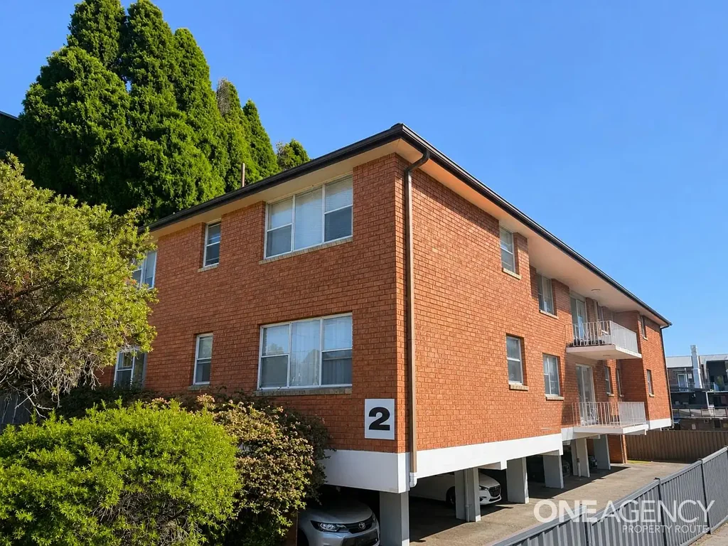 Walk to all Eastwood has to offer!
