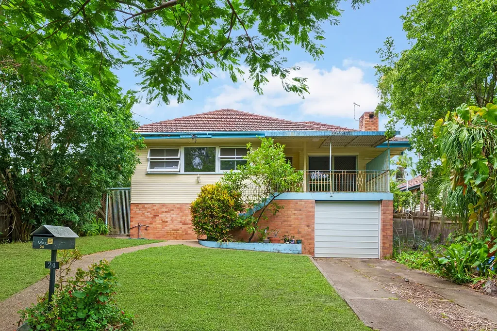 24 Saint Johns Avenue, Ashgrove, QLD 4060