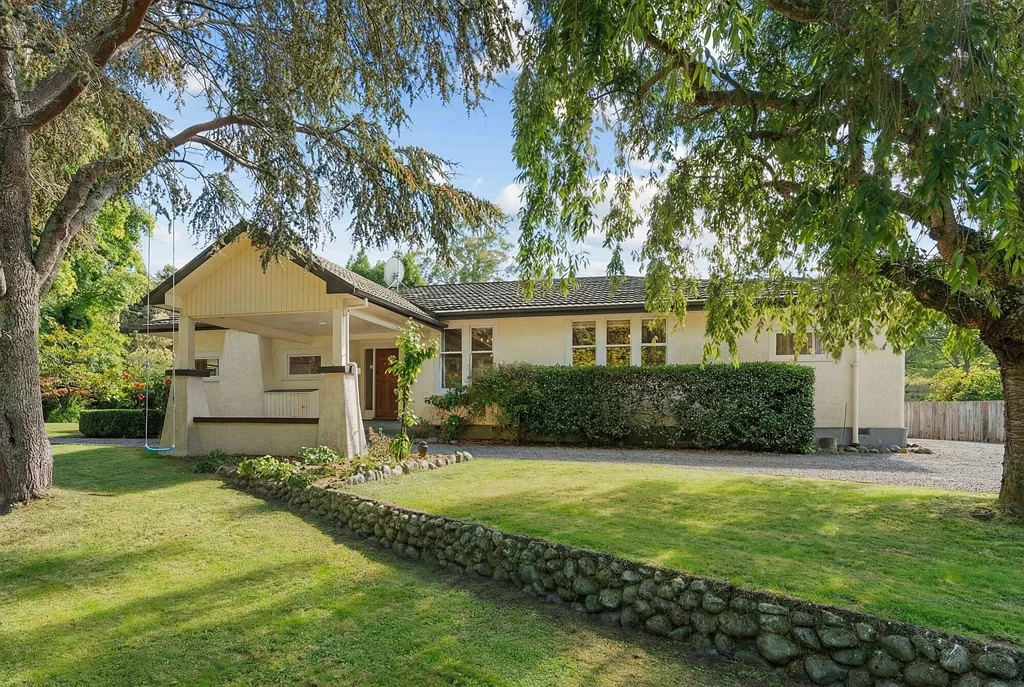 Masterton 4房  Now Ready for Its Next Owners - BEO $699,000