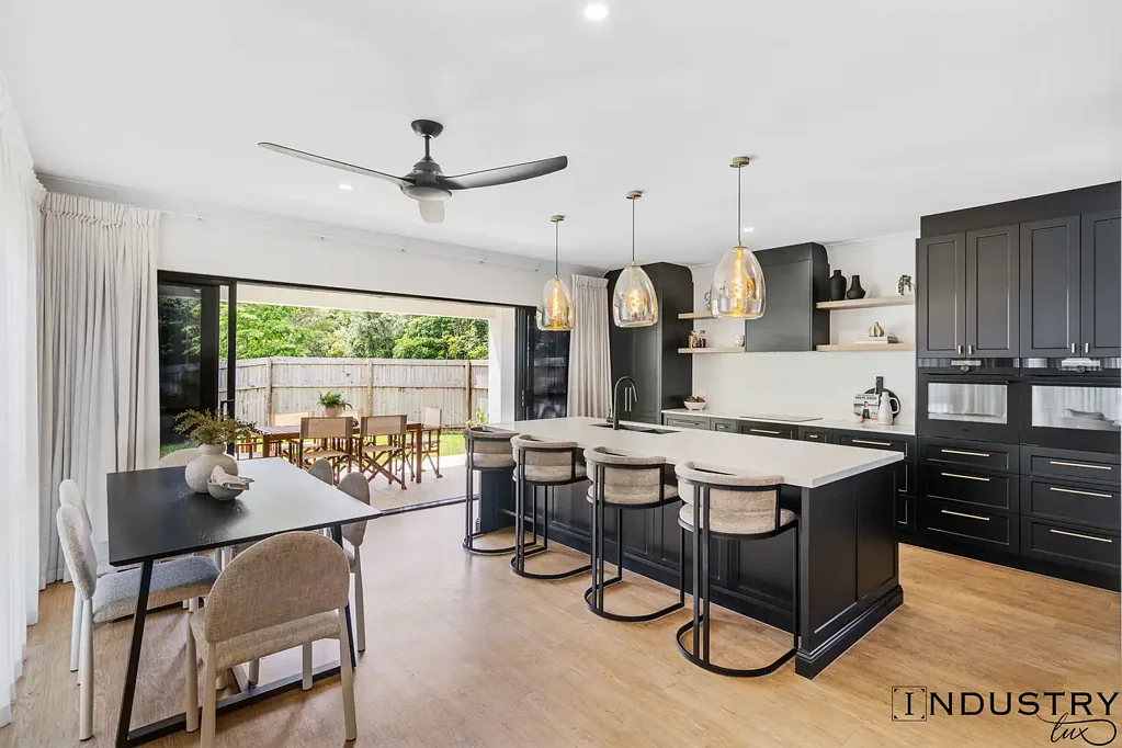 9 Lakeside Drive, Smithfield, QLD 4878