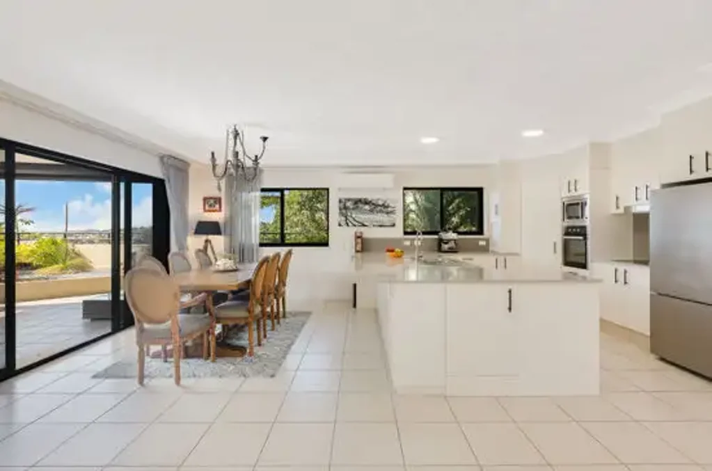 Tweed Heads 3部屋 Blue Chip Coast Location - Spacious CBD Living - Motivated Seller