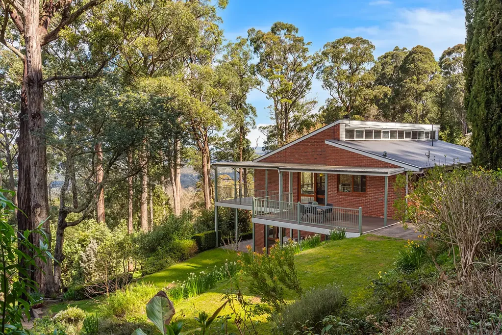Mount Macedon 5બેડરૂમ Want views with that?