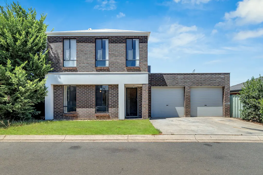 Elizabeth Park 3ਬੈੱਡਰੂਮ Stunning Contemporary Home for Sale in Elizabeth Park!