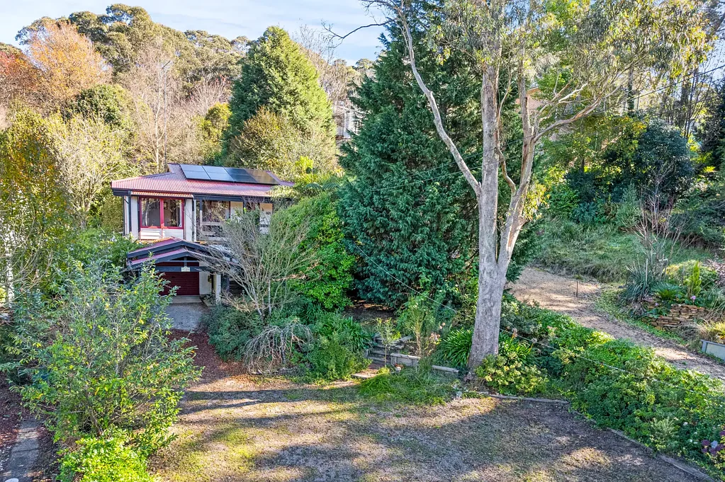 Katoomba 3कमरा COMFORTABLE + COSY COTTAGE!