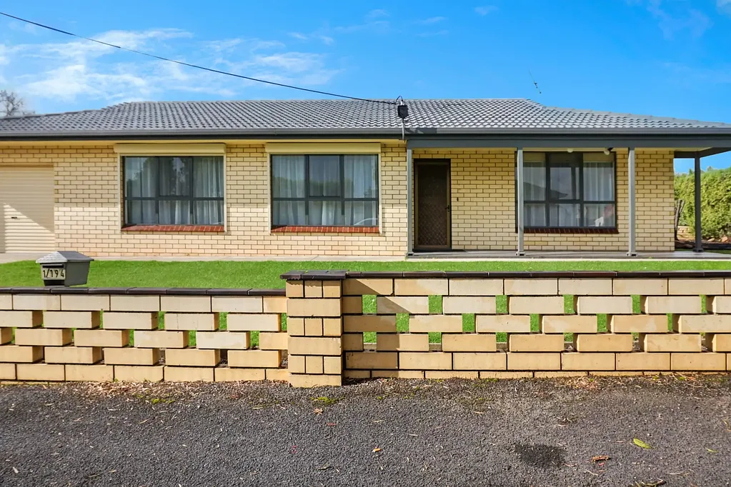 Executive 3 bedroom Apartment in a Prime Central Location