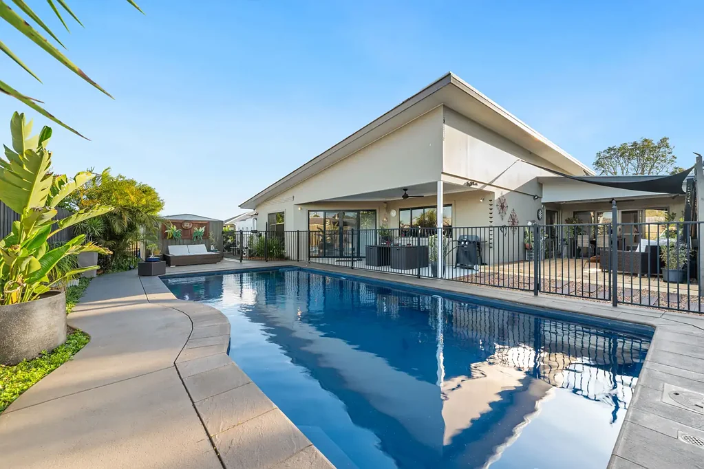 Beerwah 5 Bedroom Expansive Family Entertainer with Pool & Outdoor Kitchen!