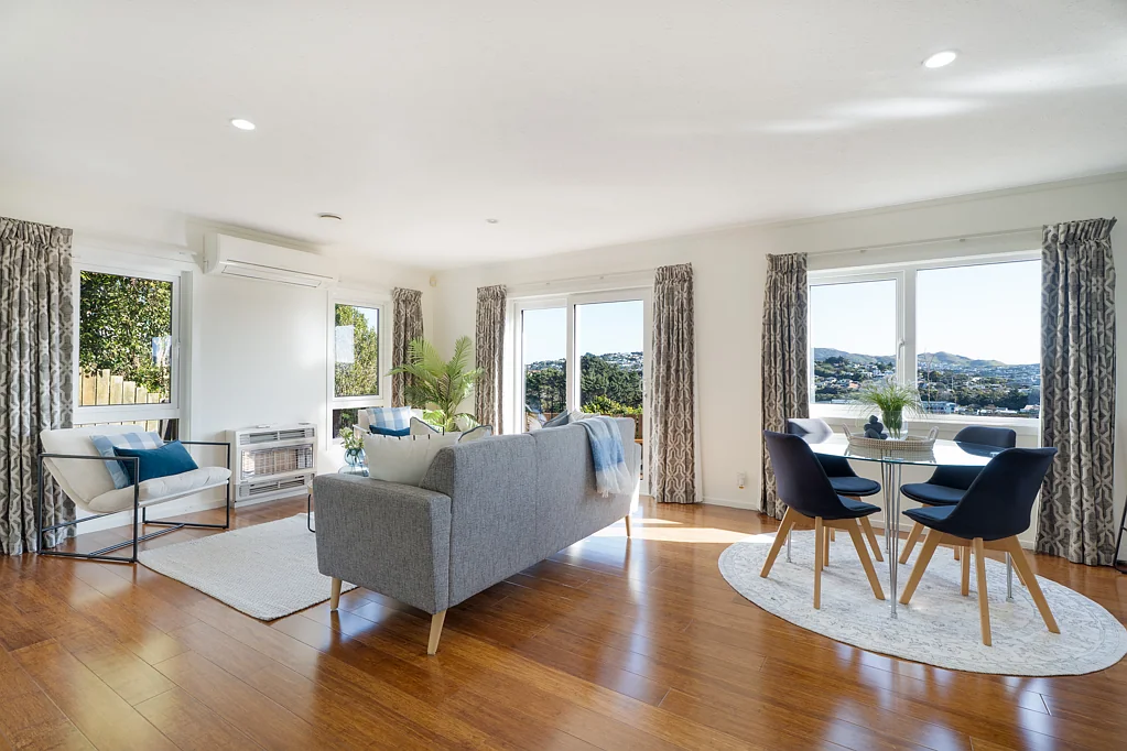 Newlands 3房  BEST KEPT SECRET IN WOODRIDGE!